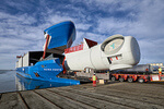 Siemens Wind Power stellt in Esbjerg erstes Transportschiff für Windturbinen vor