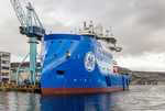 Offshore wind vessel positioned quayside