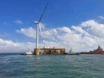 Ausgestattet mit der Offshore-Tribüne von Shanghai Electric wird das weltweit erste schwimmende Windenergieprojekt auf hoher See mit integriertem Marine-Ranching fertiggestellt