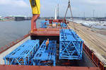 BLG Logistics: Großkran via Bremerhaven verladen