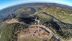 Mit „Mut“ ist ein weiterer türkischer Windpark in Betrieb. Unser Archivfoto zeigt den seit Mai fertiggestellten Windpark Koru.