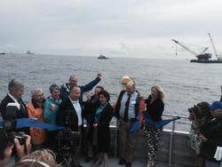 Gouverneur Gina Raimondo cuts the ribbon at Block Island. (Photo: Clint Plummer)