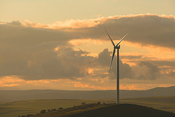 Die getriebelosen Anlagen ergänzen das Windkraftwerk Hornsdale nahe der südaustralischen Stadt Jamestown um zusätzliche 100 Megawatt Leistung. 
