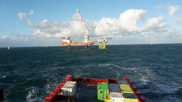 Supply vessel of Rhenus on its way to the offshore platform. (Image: Rhenus SE & Co. KG.)