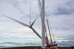 Khobab wind farm lifts first wind turbine