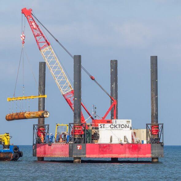 Recovery of drill unit from Moray Firth (Image: Red7 Marine)