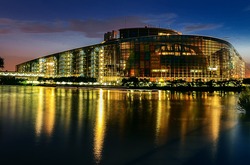 Das Europa-Parlament in Straßburg (Bild: Pixabay)