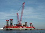 The Netherlands - First use of DYNEEMA® FIBER in off-shore windmill lifting 