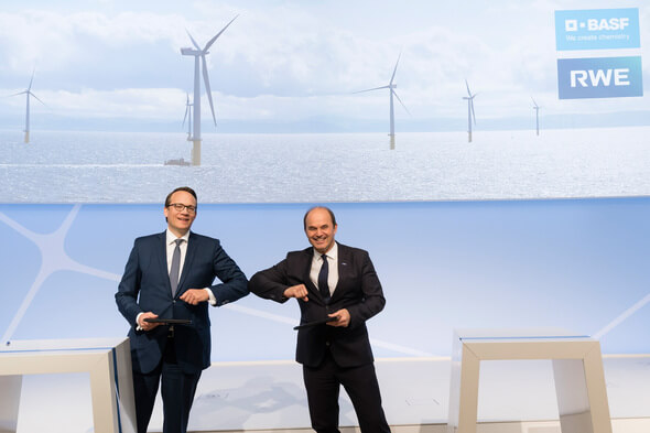 The CEOs of RWE and BASF, Dr. Markus Krebber and Dr. Martin Brudermüller (Image: BASF)