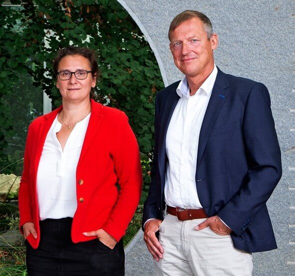 Neue Doppelspitze des Fraunhofer IWES: Dr.-Ing. Sylvia Schattauer und Prof. Andreas Reuter (Bild: Martina Buchholz)