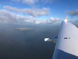 Das Forschungsflugzeug Jade One eignet sich aufgrund seines vergleichsweise umweltfreundlichen Flugbetriebs besonders für Messflüge über der Küste und dem Wattenmeer (Bild: Jade HS/Jens Wellhausen)