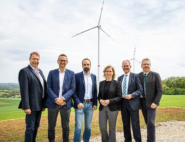 V.l.n.r.: Josef Tatzber, Alexander Hochauer, Markus Winter, Leonore Gewessler, Karl Wilfing, Thomas Grießl (Bild: Windkraft Simonsfeld)