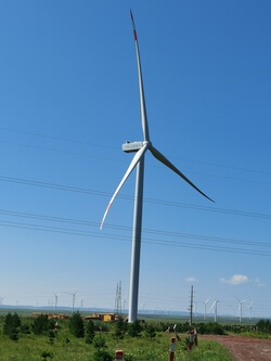 Digitale Automatisierungssoftware und -strategien von Emerson für erneuerbare Energien unterstützen lokale chinesische Erzeuger von grüner Energie bei der Optimierung der Jahresproduktion ihrer Windparks und der Minimierung von Kosten über die Anlagenlebe