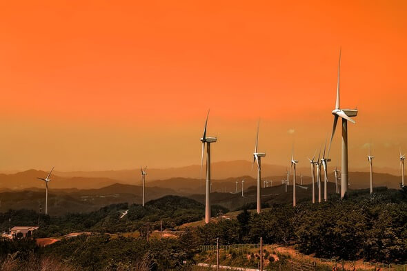 Laut des neuesten Marktberichts von Wood Mackenzie geht die Windbranche goldenen Zeiten entgegen (Bild: Pixabay)
