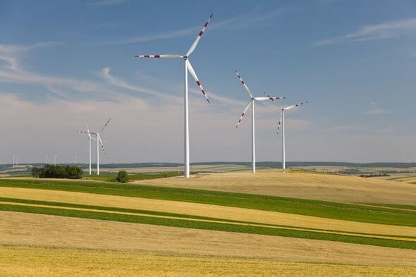 Sauberer Windstrom aus unserem Windpark Poysdorf III für die Jungbunzlauer AG (Bild: Windkraft Simonsfeld)