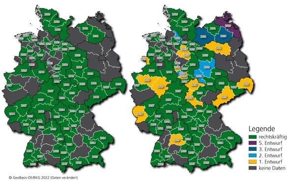 Die deutschlandweiten Ausweisungsjahre und Planstände der Regionalpläne: links Stand Ende 2021, rechts Planstände der Entwürfe zur Abbildung der zukünftigen Flächenkulisse (Bild: Fraunhofer IEE)