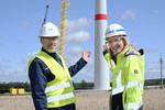 Windkraft mit Weitblick: RWE erneuert Windpark Elisenhof und nutzt Anlagenteile weiter in Spanien
