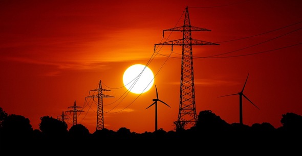Die globale Energiewende nimmt weiter Fahrt auf, auch wenn nicht alle Bereiche gleich gut wachsen (Bild: Pixabay)