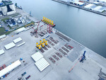Buss Terminal Eemshaven wins port logistics contract for German OWF