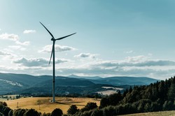 Qualitas Energy präsentiert sich auf der WindEnergy Hamburg © unsplash / Jan Kopriva